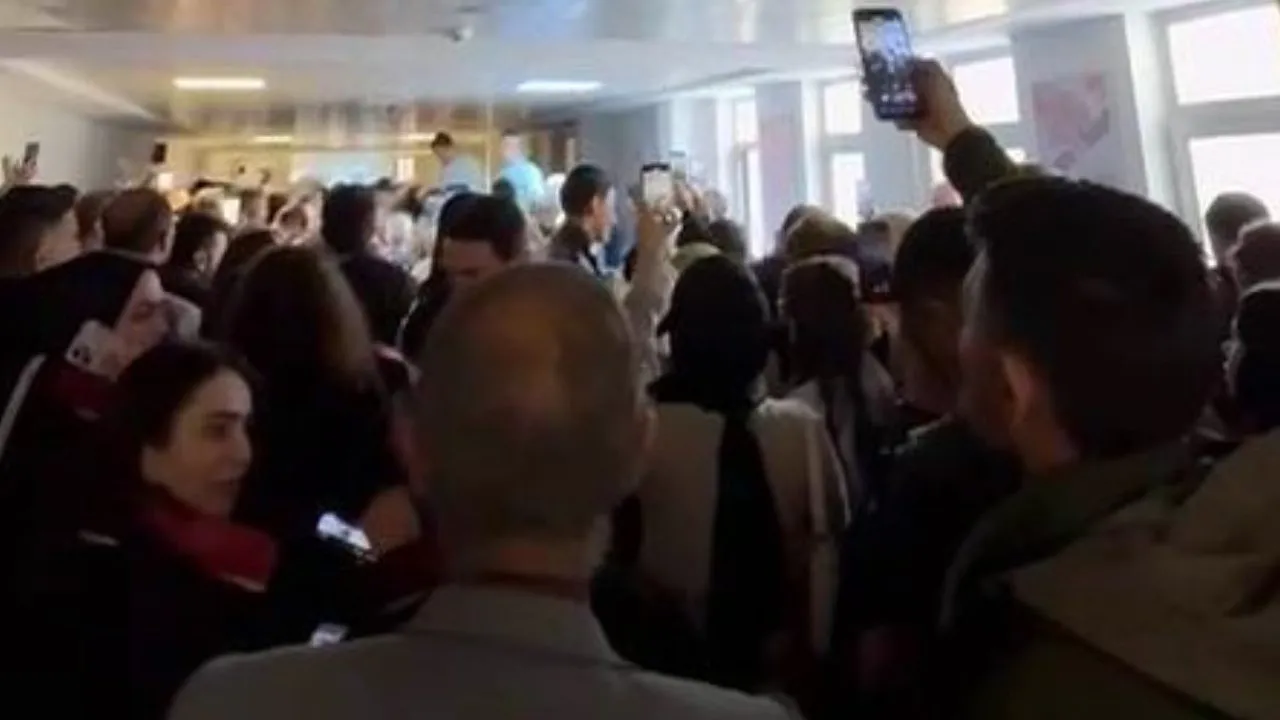 Duruşma Salonuna Gülben Ergen’in Alınması Tepki Çekti