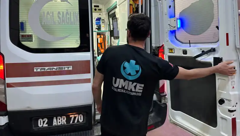 Küçük Çocuğun Elektrik Akımına Kapılma Anı Hem Endişe Hem de Öğüt Veriyor