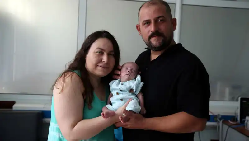 800 Gram Doğdu, 4 Ay Yoğun Bakımda Kaldı: Bir Bebeğin Azim Dolu Hikayesi