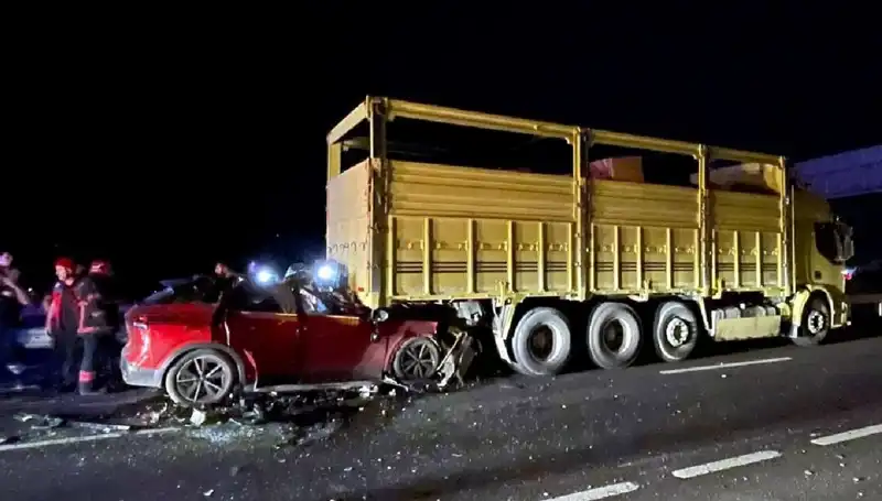 Kamyona Çarpan Araçta Hayatını Kaybeden Sürücü ile İlgili Detaylar