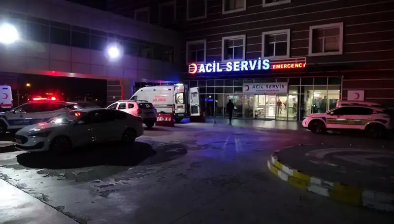 Motosikletli Polis İş Kazası: Üniversite Öğrencisi Ağır Yaralandı