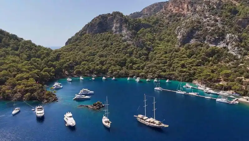Göcek Koyları'nda Müzik Yasağı: Tatilcilerin Keyfini Etkileyen Yeni Düzenleme