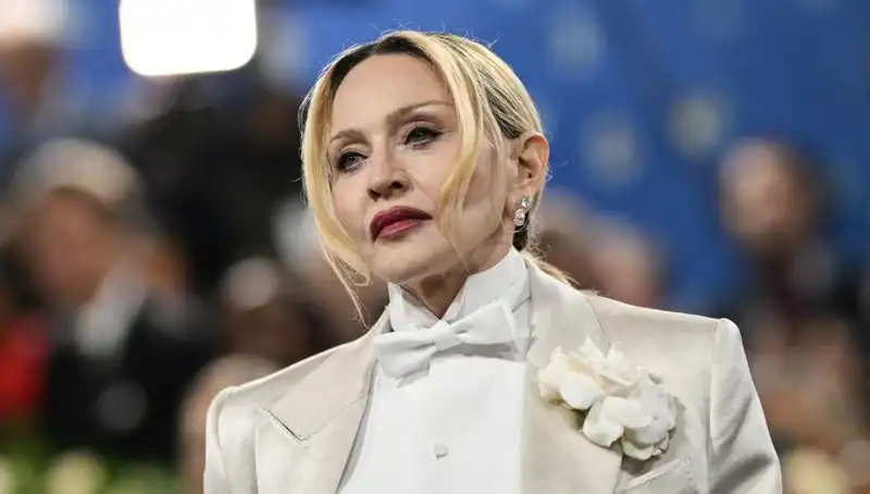Madonna'nın Diyeti: Kanserle Mücadelede Öngörülen Yeni Yaklaşımlar