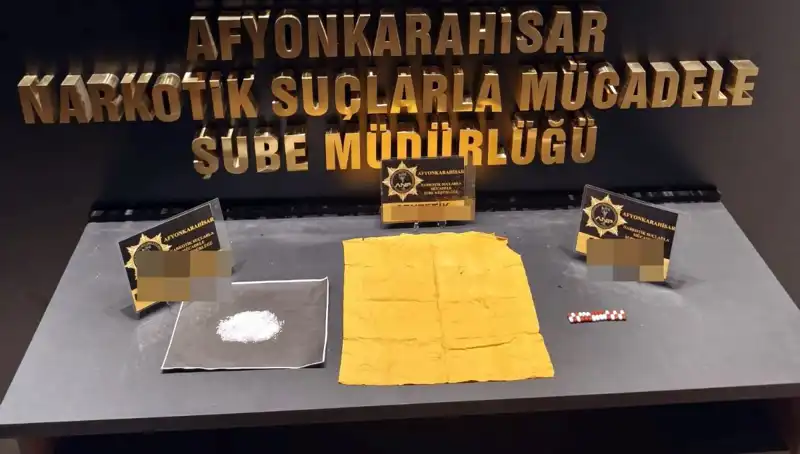 Afyonkarahisar’da Uyuşturucu Operasyonu: 3 Şüpheli Tutuklandı