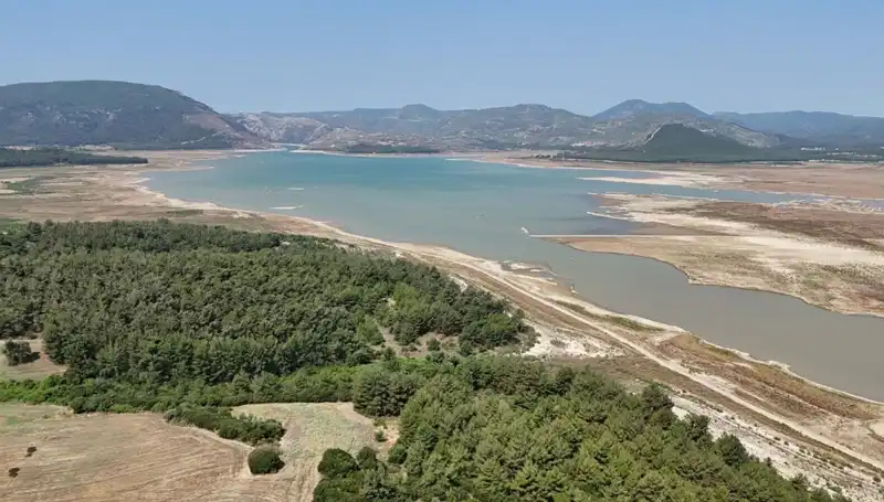 İzmir’de Tehlike Çanları: Suç Oranlarında Yüzde 50 Düşüş Nedenleri Neler?