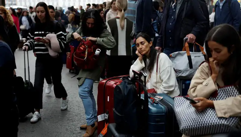 İspanya'da Kablo Hırsızlığı: Tren Seferleri İptal Edildi, Yolcular Mahsur Kaldı