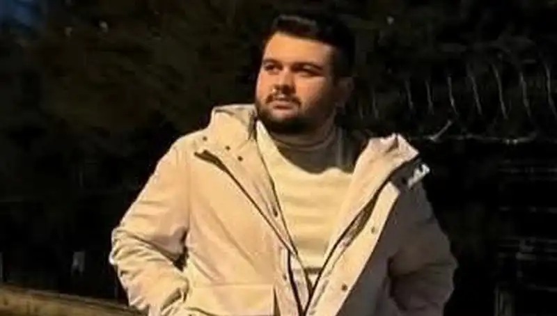 Kız Arkadaşına Olan Aşkı, Ölümle Sonuçlandı: Kanlar İçinde Kaldı!