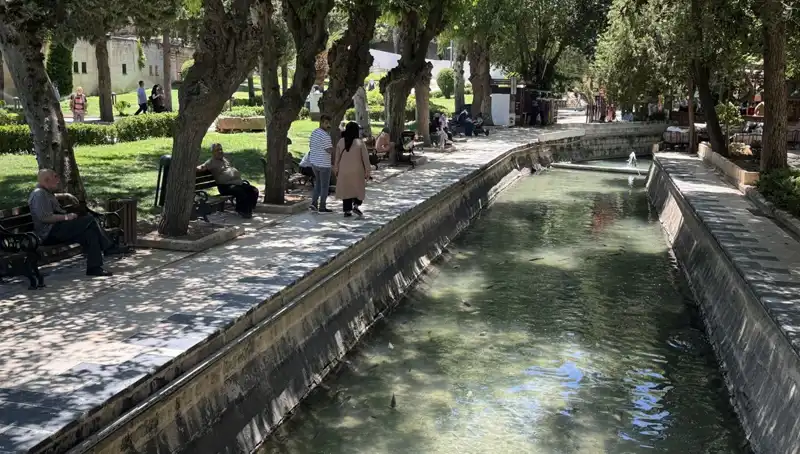 Şanlıurfa’da Sıcaklık Rekoru: Termometreler 37 Dereceyi Gördü