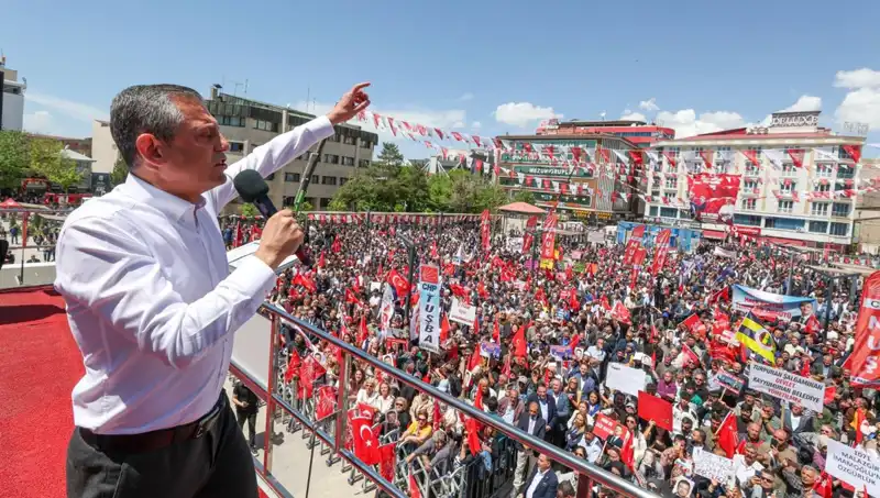 Özgür Özel’den Çarpıcı Açıklama: Örgütün Silah Bırakma Sürecine Destek
