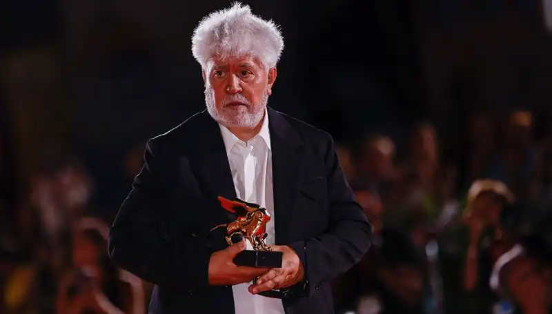 Almodóvar, İspanyol Hükümeti'ne Gazze İçin Acil Çağrıda Bulundu