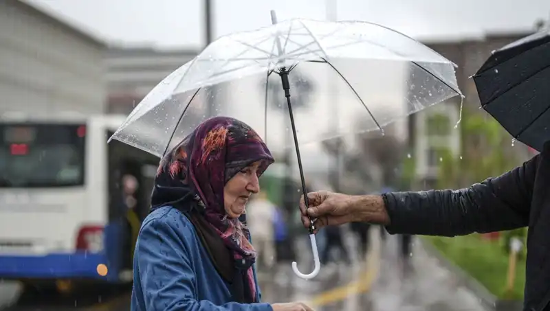 Tüm Yurtta Gök Gürültülü Sağanak Yağış Bekleniyor: Bugünün Hava Durumu
