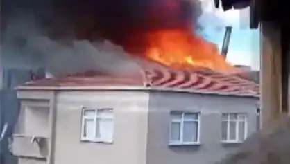 Bağcılar'da Dev Alevler Kaç Kişiyi Tehdit Ediyor: Yangın Tam Kontrolden Çıktı