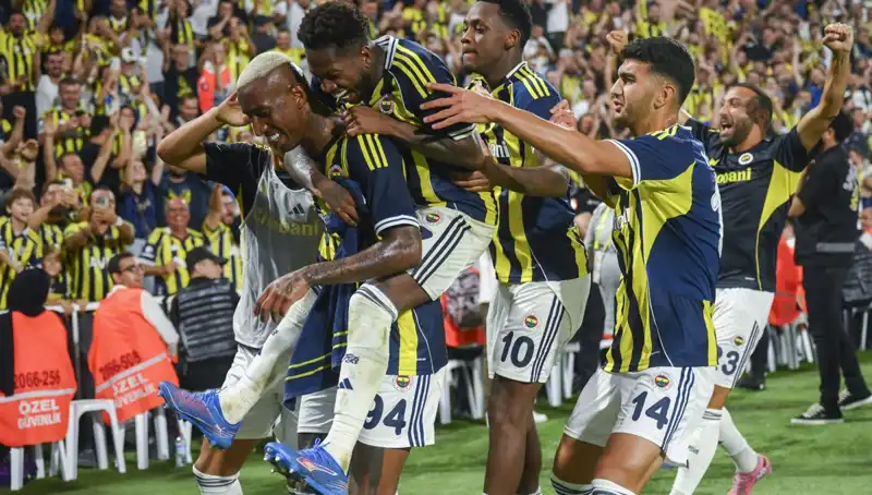 Turist Akınıyla Fenerbahçe'nin Gelirleri Rekor Kırdı!