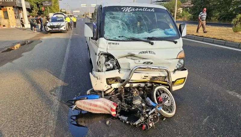 Aydın'da Feci Kaza: Kamyonet Motosikleti Ezerken Sürücü Hayatını Kaybetti
