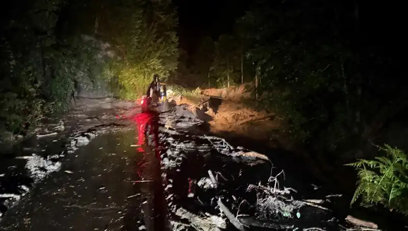 Rize’de Yağışların Ardından Gelen Felaket: Sel ve Heyelanlar Baş Göstermeye Başladı